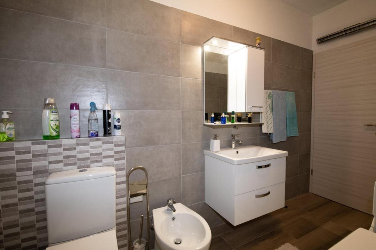 Apartman Elvis Lovran Exterior photo